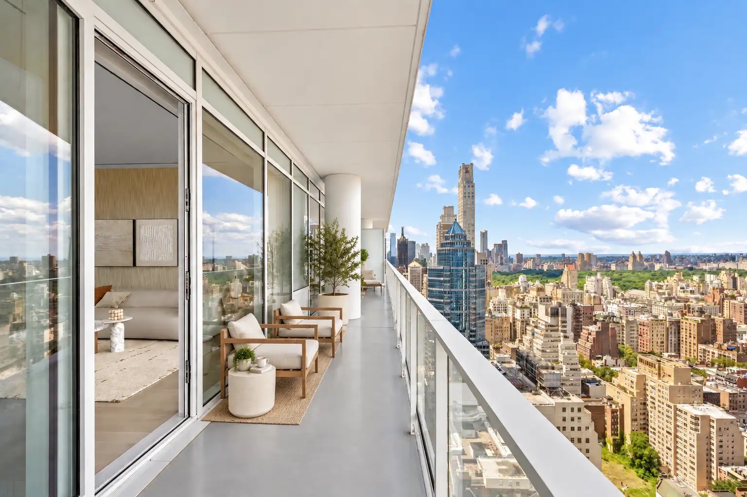 Elysia terrace overlooking Manhattan